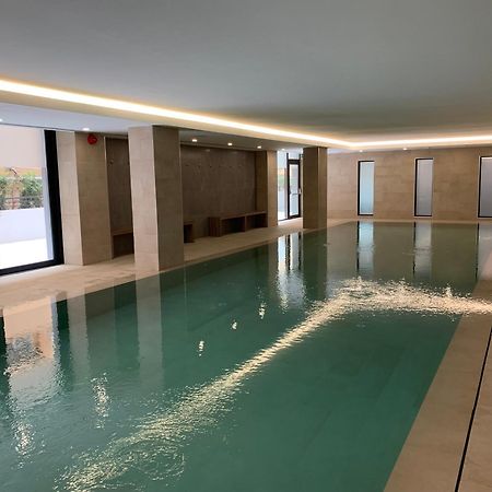 Brand New Luxury 1 Bed 2 Bath Apartment - Spa & Pool ジブラルタル エクステリア 写真