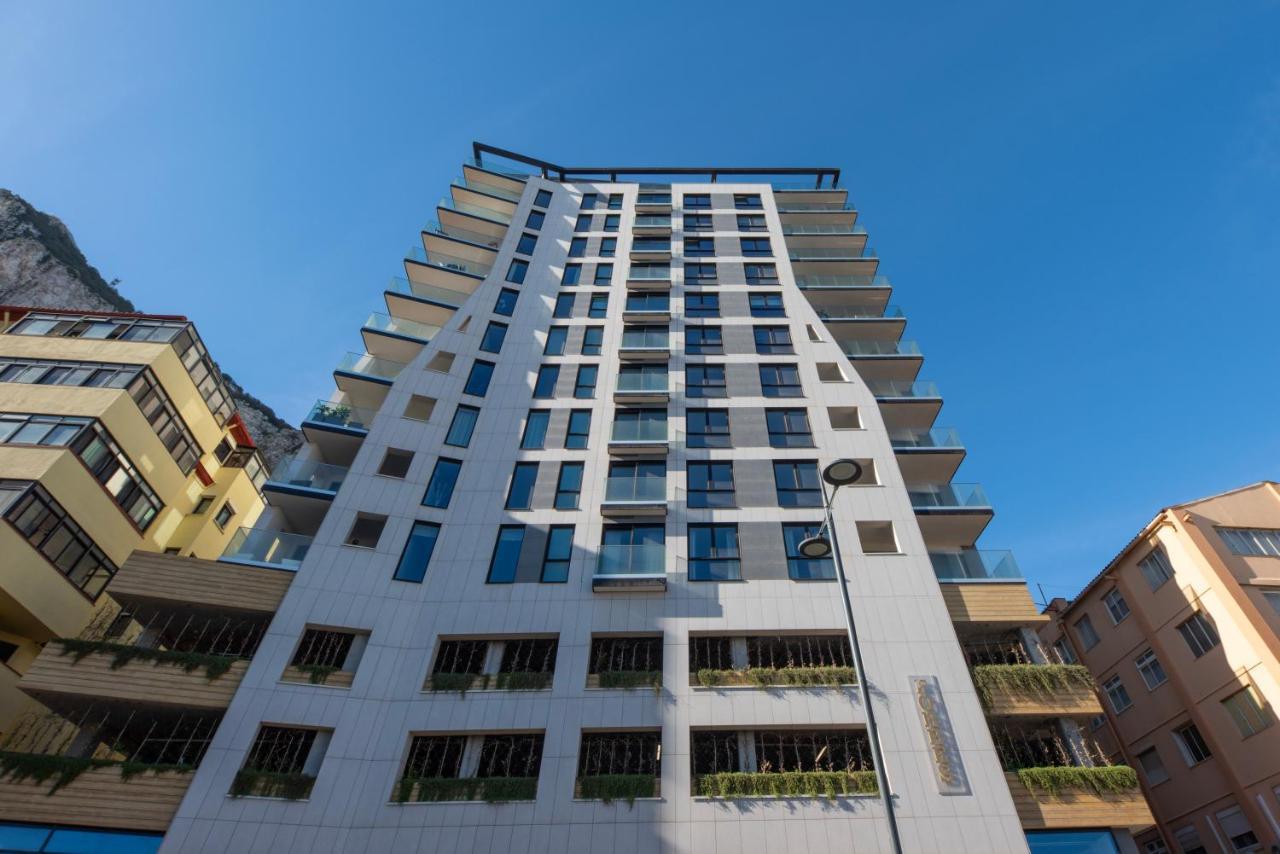 Brand New Luxury 1 Bed 2 Bath Apartment - Spa & Pool ジブラルタル エクステリア 写真