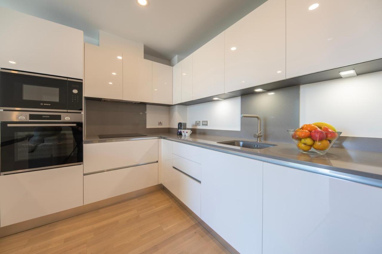 Brand New Luxury 1 Bed 2 Bath Apartment - Spa & Pool ジブラルタル エクステリア 写真