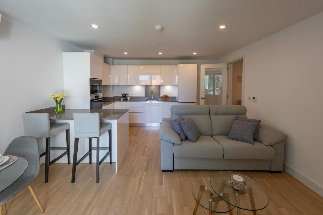 Brand New Luxury 1 Bed 2 Bath Apartment - Spa & Pool ジブラルタル エクステリア 写真